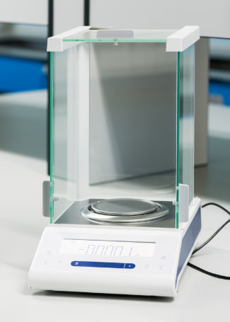 где используются лабораторные весы фото где используются лабораторные весы фото